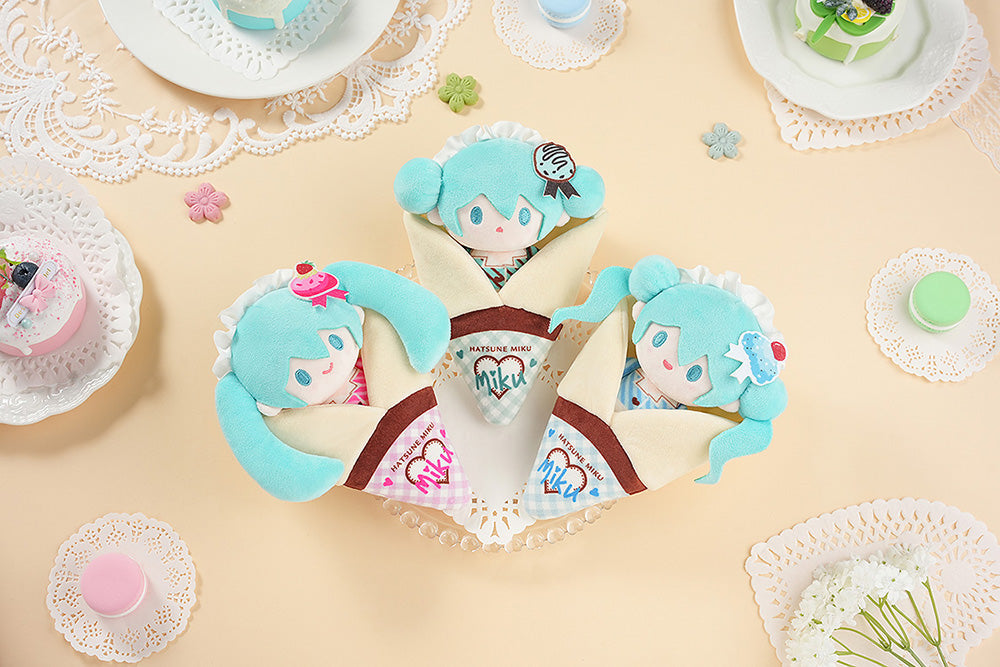 Character Vocal Series 01: Hatsune Miku Crepe Mascot Keychain Plush - A